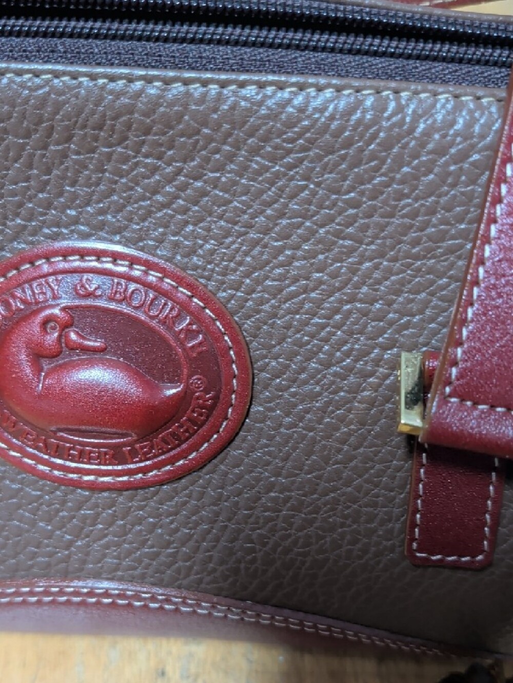 Dooney & Bourke ???? Brown Satchel with Chocolate Brown Trim and Gold Hardware - Picture 4 of 16
